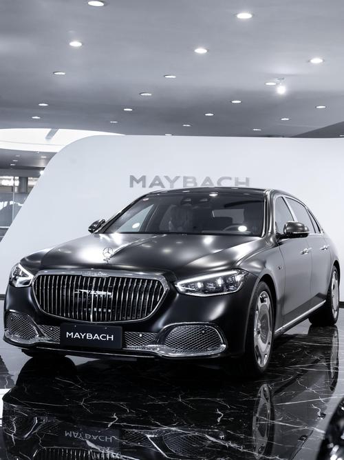 成都344岚图汽车的售后服务让用户无忧出行，迈巴赫未来的豪华车趋势